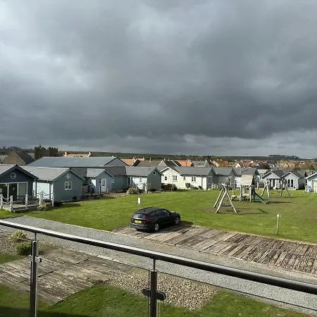 بيت للعطل Echo - Sleeps 12 - Part Of The The Bay Village With Pool, Gym And Direct Access, Pub, Restaurant, Tennis And Meadows Walks Filey