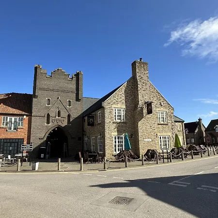 Echo - Sleeps 12 - Part Of The The Bay Village With Pool, Gym And Direct Access, Pub, Restaurant, Tennis And Meadows Walks بيت للعطل Filey