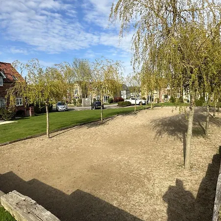 Holiday home Echo - Sleeps 12 - Part Of The The Bay Village With Pool, Gym And Direct Access, Pub, Restaurant, Tennis And Meadows Walks *